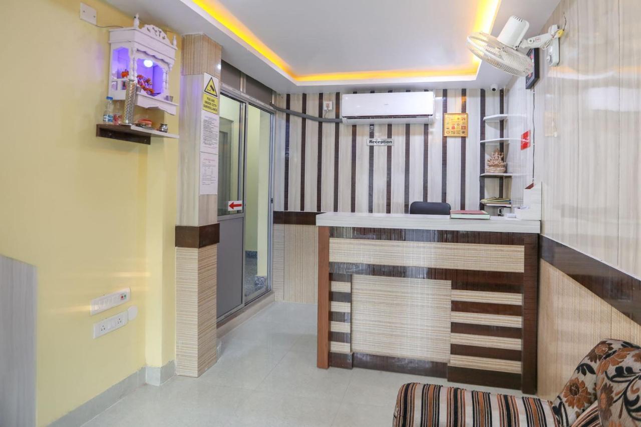 Vaccinated Staff - OYO 62042 Niloy Guest House Jādabpur Exterior foto